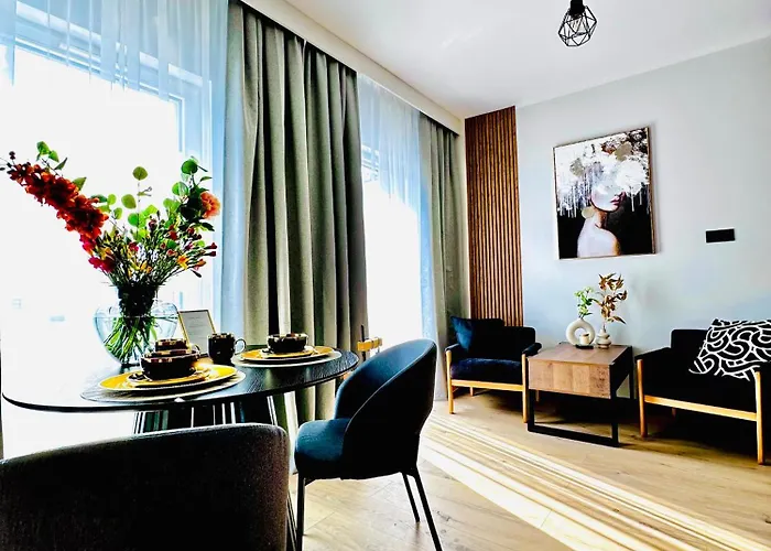 Well Garaz Parking Gratis Apartament *